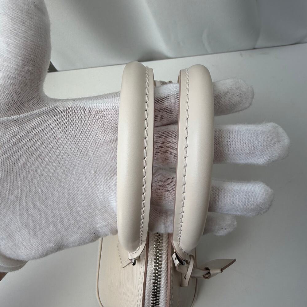 Louis Vuitton Alma BB Epi Quartz White Leather Crossbody Bag M58706 Quiet Luxury - Picture 11 of 16